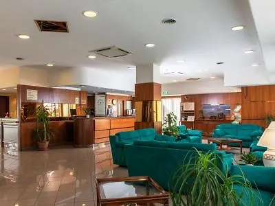 Ognina 3*