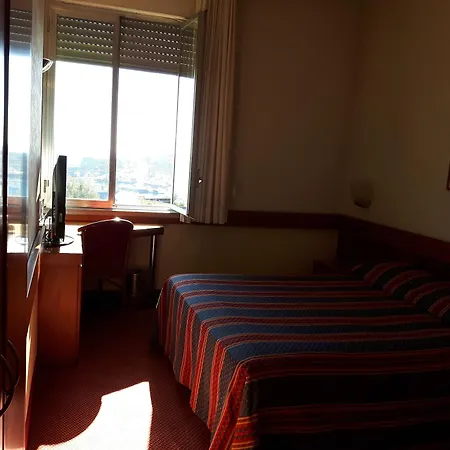 Ognina Отель 3*